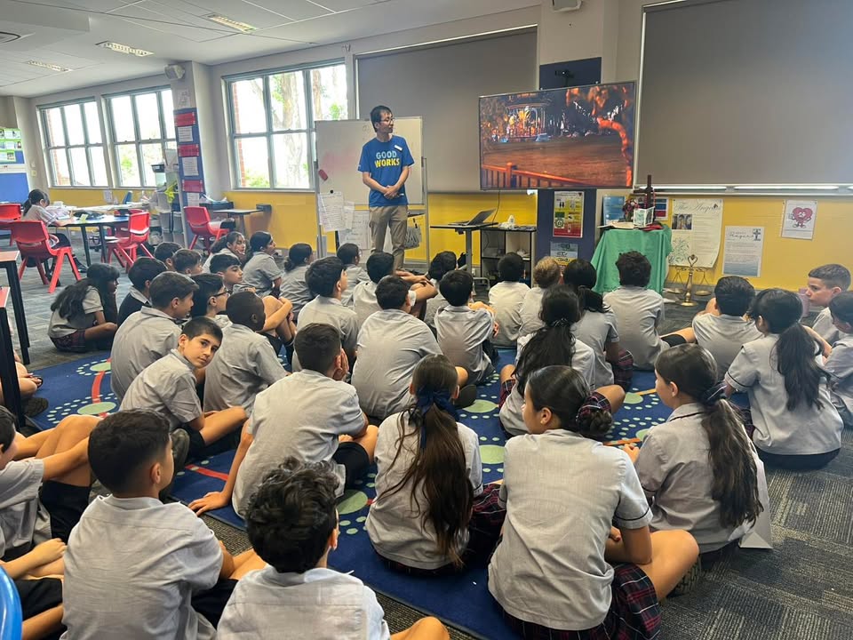 676228104294338_1327930479124094-1