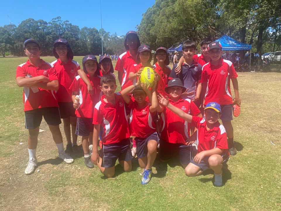 676228104294338_1328553999061742-1