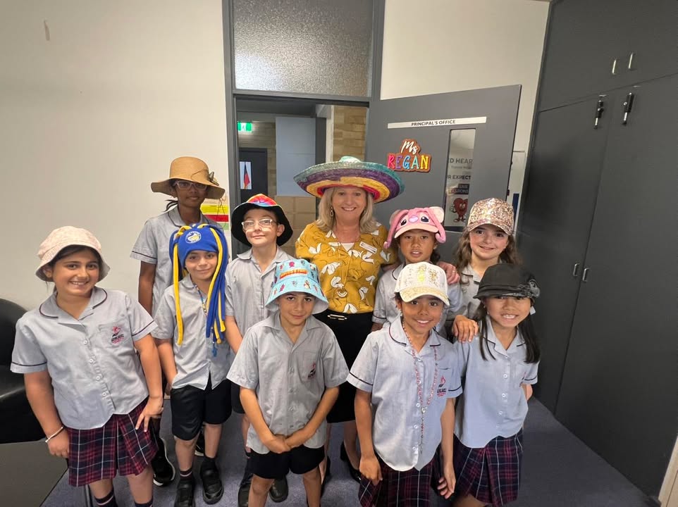 676228104294338_1328568849060257-1