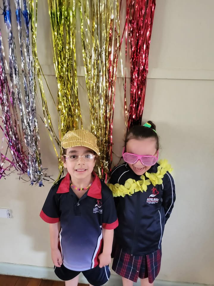 676228104294338_1360546709195804-1