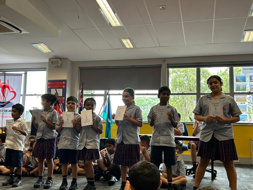 676228104294338_1422900679627073-1